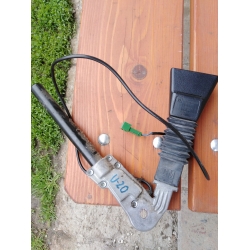 NAPINACZ PASA LEWY PRZÓD OPEL VECTRA B LIFT SZT GM 90585747